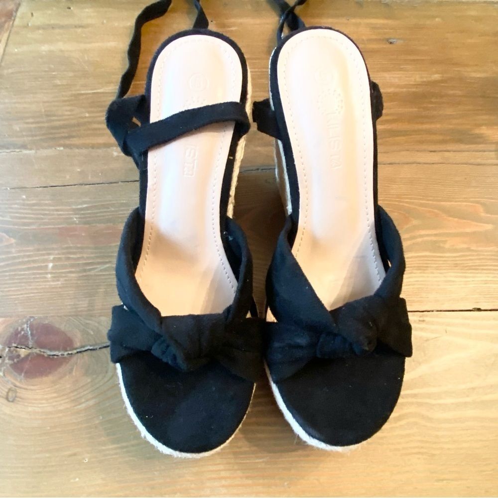 Rilista black tie wedge espadrilles sandals size 5.